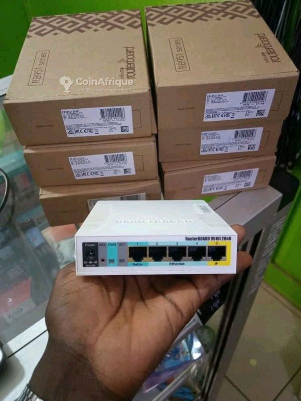 MikroTik RB951Ui